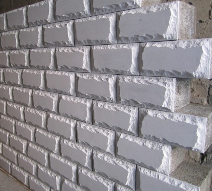 Блоки для чистовой кладки наружной стены с офактуренной (декоративной) лицевой поверхностью полистиролбетонные блоки фото